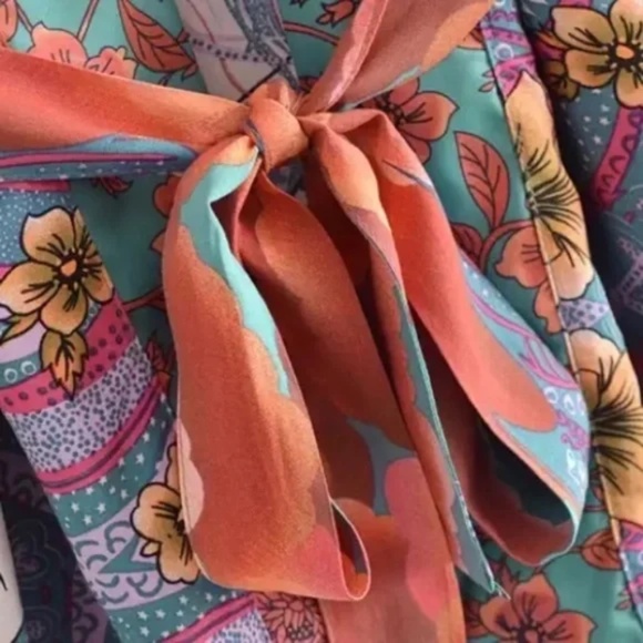 Green Cosmic Galaxy Moon Boho Short Kimono Coverup Robe - Picture 8 of 9